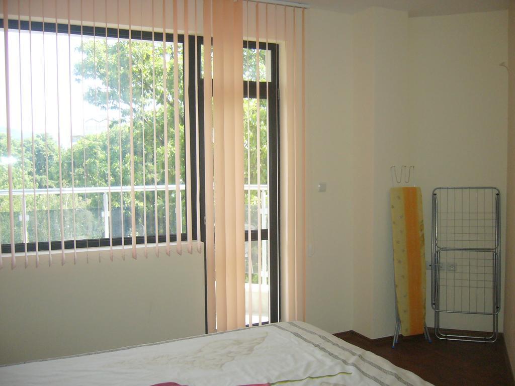 Apartments Yalta Golden Sands Eksteriør billede